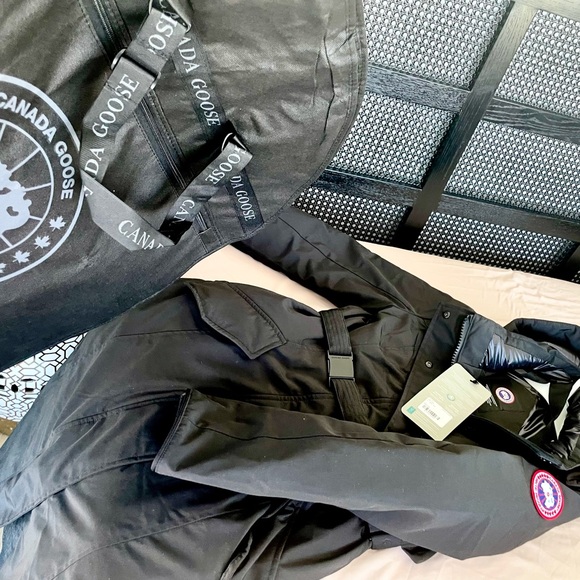 LNIB Canada Goose XS Bala TrenchCoat/ Parka- Limited Edition Collab w.Angel Chen - Picture 7 of 10